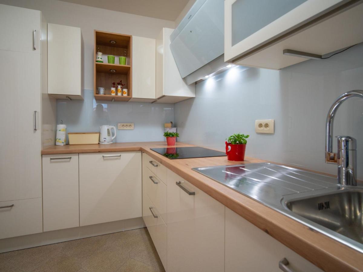Holiday Home Nikolina By Interhome 로브란 외부 사진